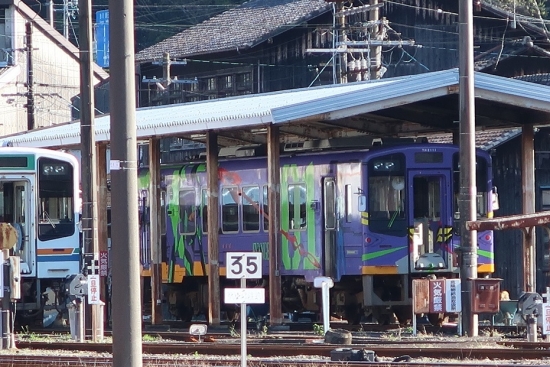 天竜二俣駅（第3村）エヴァ車両