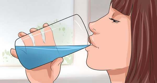 woman_drinking_water_1242.jpg