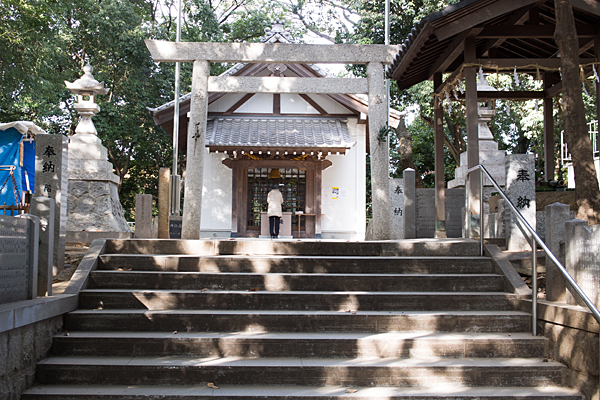 森孝八剱神社