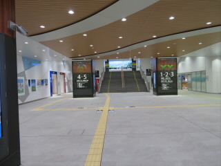 富山あいの風とやま鉄道JR高山本線富山駅